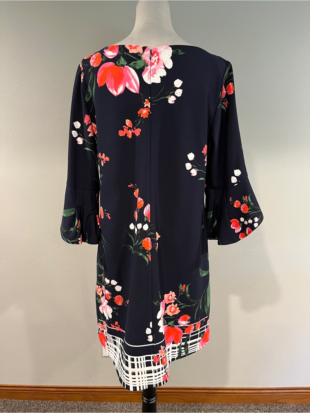 Vince‎ Camuto Navy Floral knee length Shift Dress size 14 - Picture 6 of 12